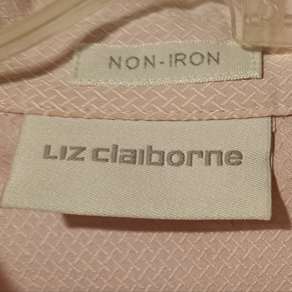 Liz Claiborne Women's 12 Wrinkle Free Long Sleeve Button Up Dress Shirt - Picture 5 of 9